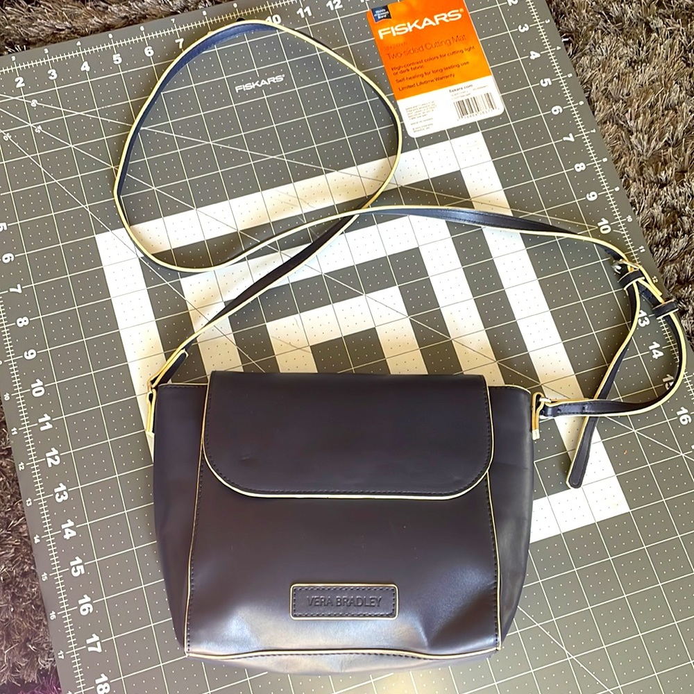 ⚡️**strap needs sewn Vera Bradley Navy Blue leather Crossbody Bag